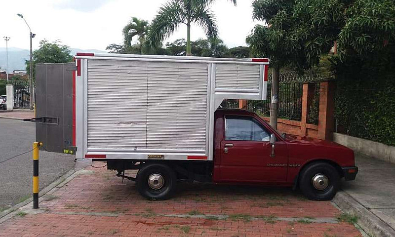 Furgón Rojo - Chevro...