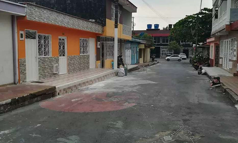 Se Vende Casa...
