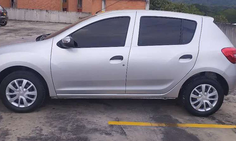 Vendo Renault Sander...