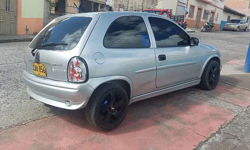 Corsa Active...