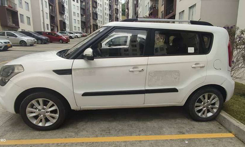 Vendo Kia Soul 2014...