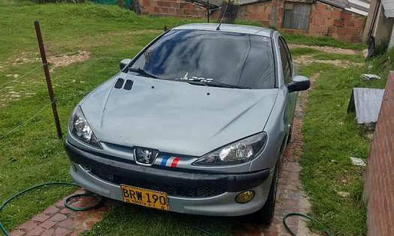 Vendo Peugeot...