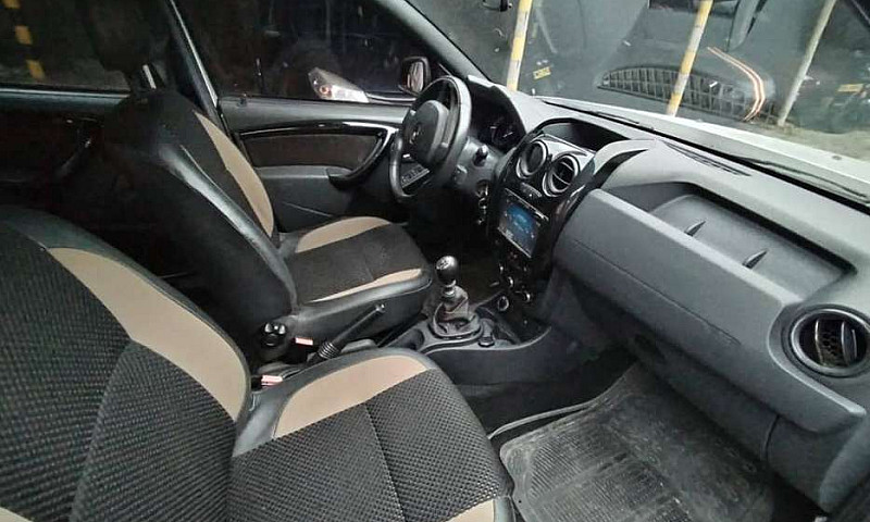 Duster Dynamique 4X4...