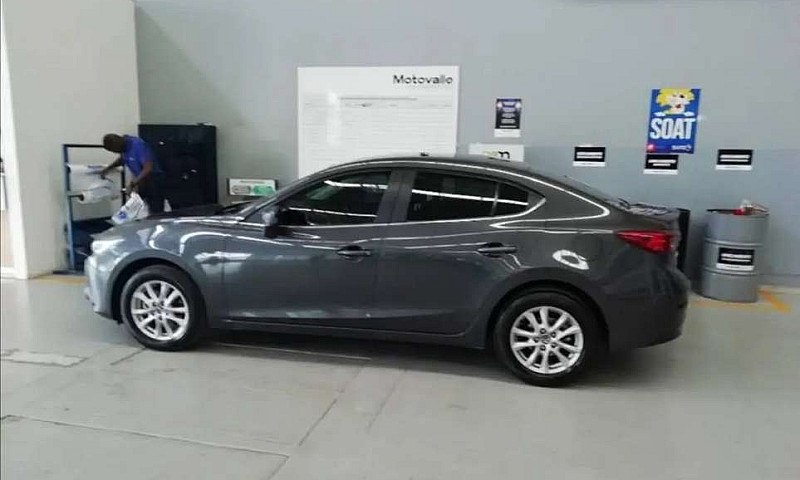 Mazda 3 Touring Nego...