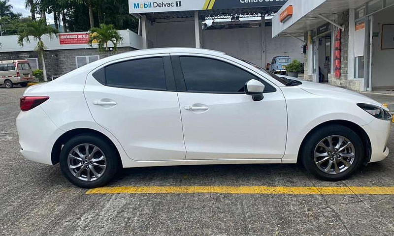 Se Vende Mazda 2 Sed...