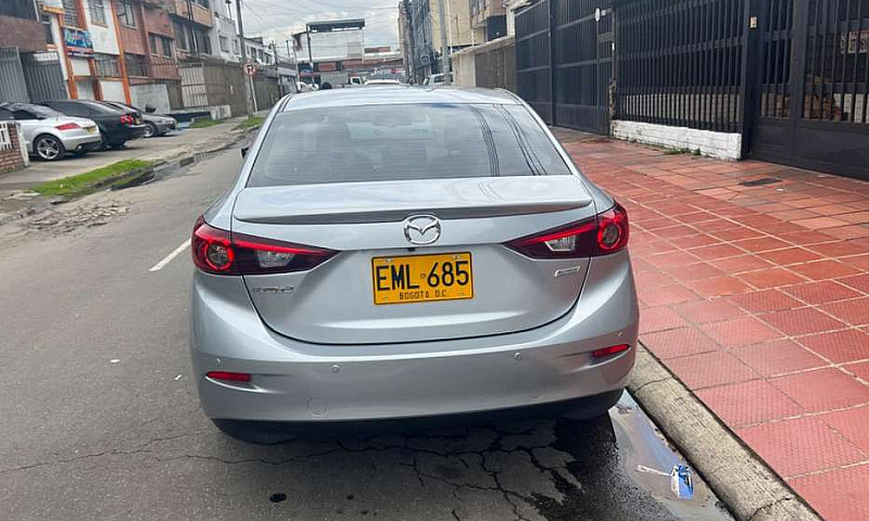 Mazda 3 Grand Tourin...