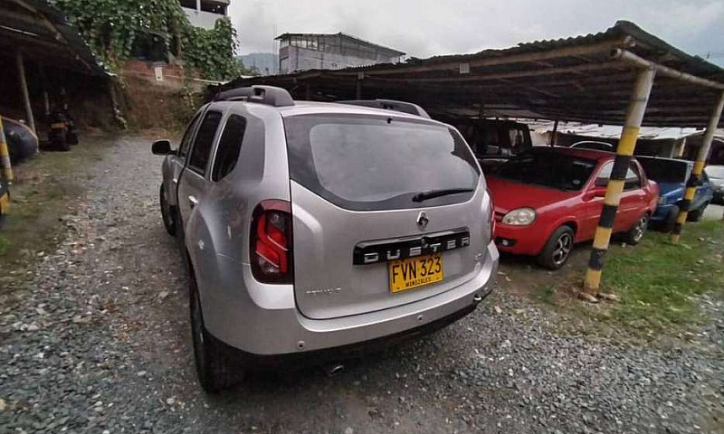 Duster Dynamique 4X4...