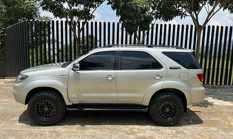 Fortuner 2008 Gasoli...