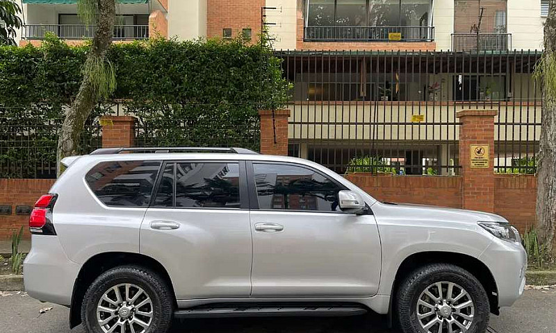 Toyota Prado 2019 Tx...