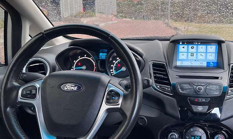 Ford Fiesta Sportbac...