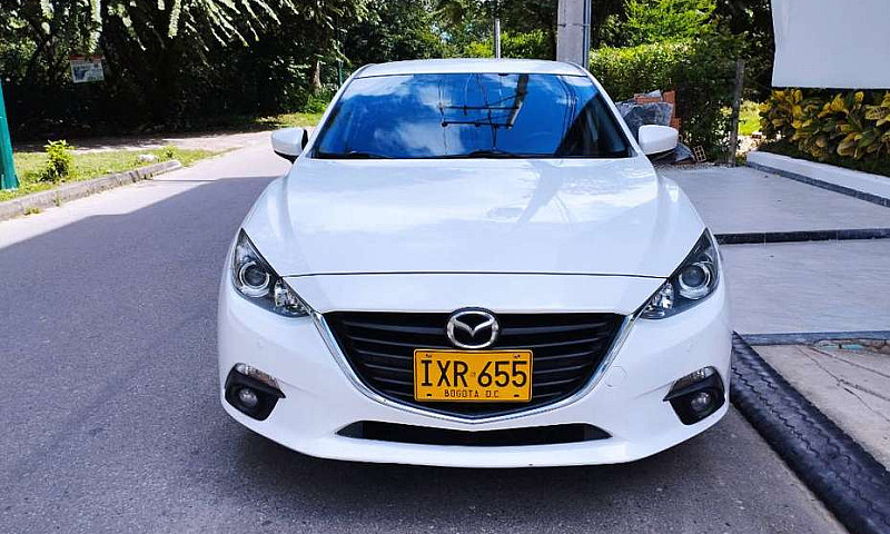 Mazda 3 Touring 2017...