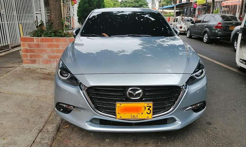 Mazda 3 Grand Tourin...