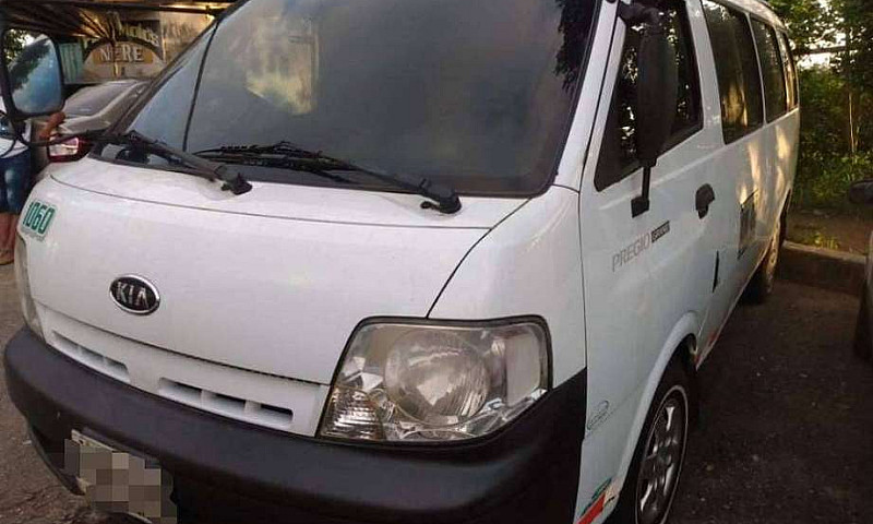 Kia Pregio Modelo 20...