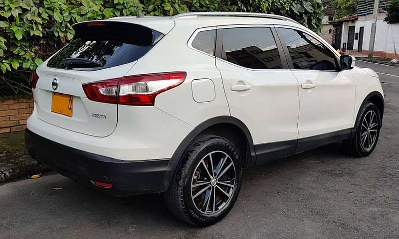 Nissan Qashqai 2.0 A...