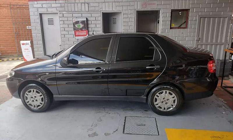 Hermoso Fiat Siena C...