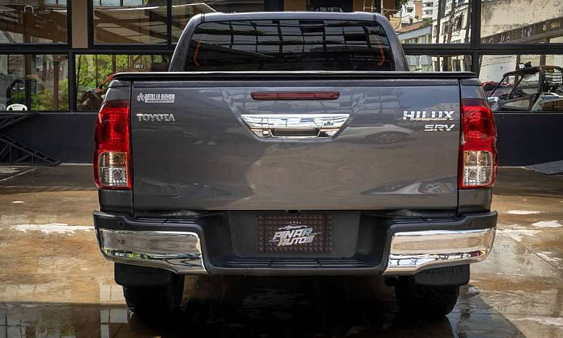 Toyota Hilux Srv...