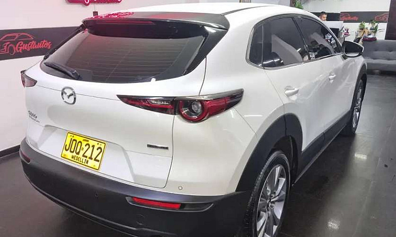 Vencambio Mazda Cx30...