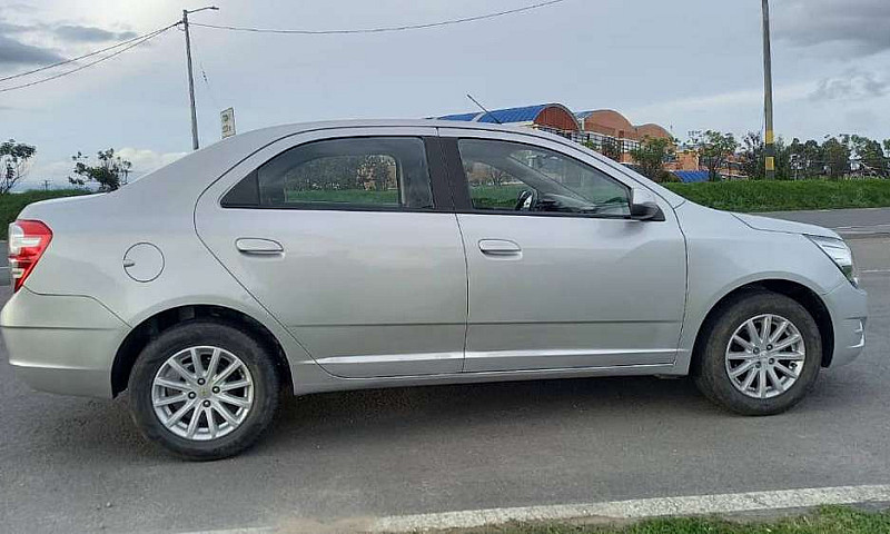 Vendo Chevrolet Coba...