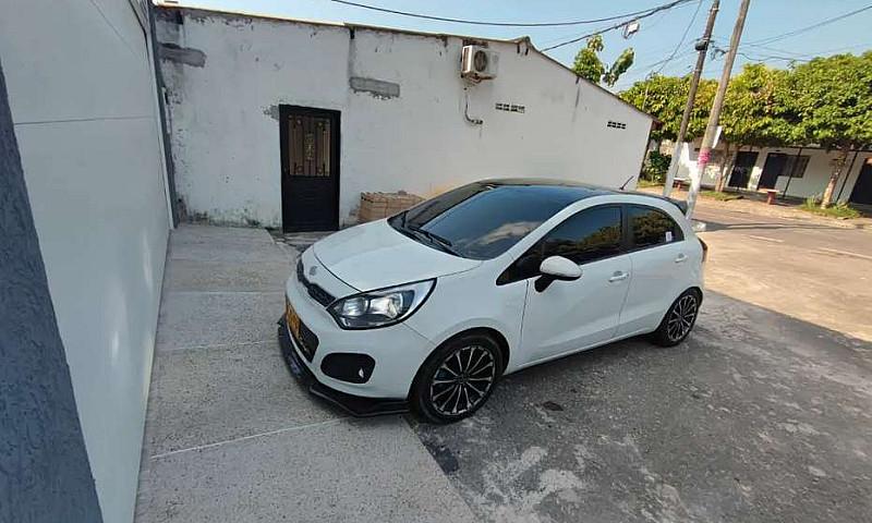 Kia Rio Space Modelo...