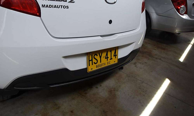 Mazda 2 1.5 Mecanico...