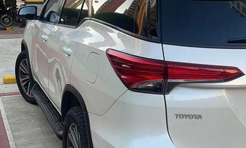 Hermosa Toyota Fortu...