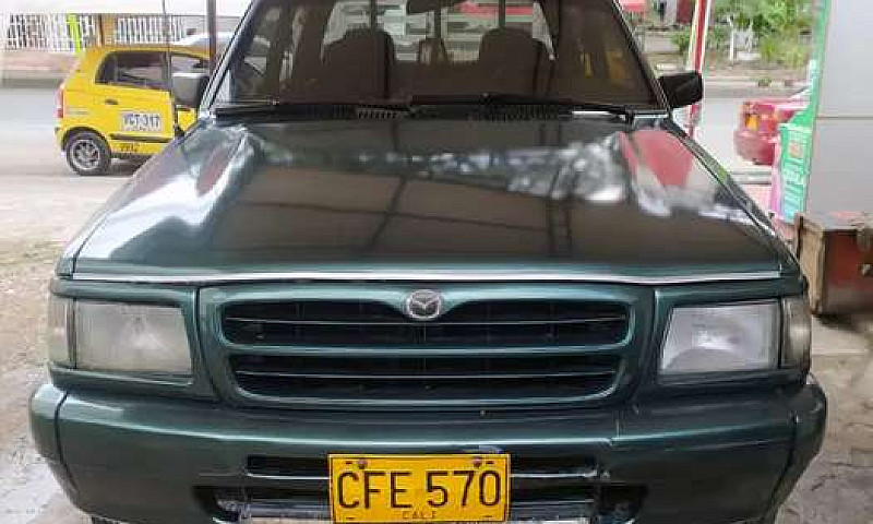 Vendo Hermosa Mazda ...