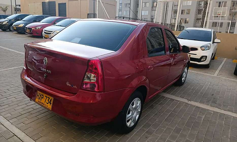 Vendo Renault Logan ...