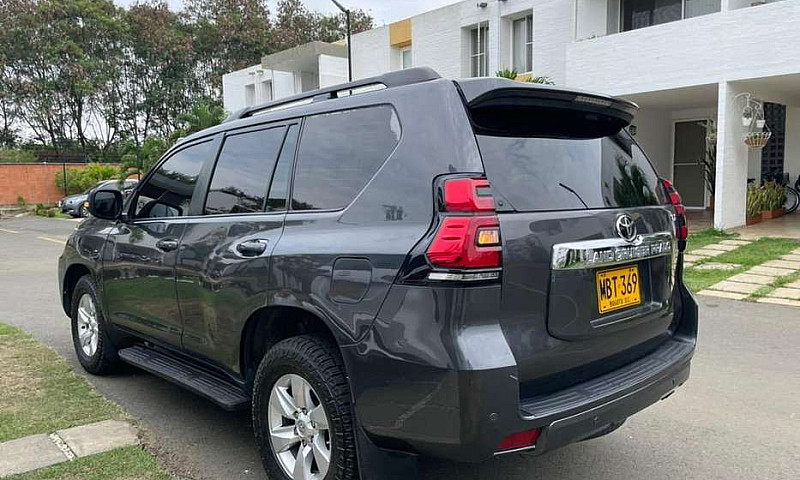 Toyota Prado Tx 2012...