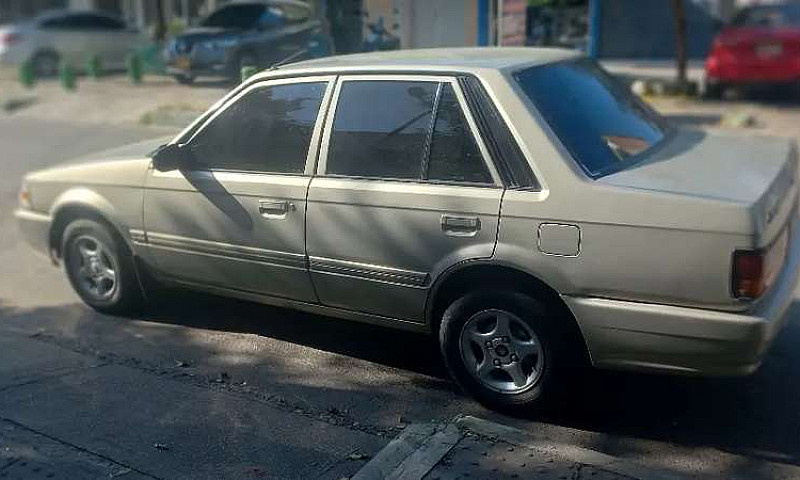 Mazda 323 Nxi A.a...