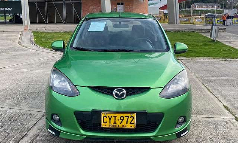 Mazda 2  Modelo 2008...