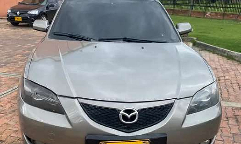 Mazda 3 2005...