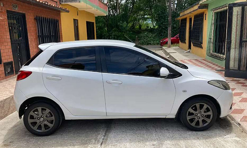 Mazda 2 Blanco, Exce...