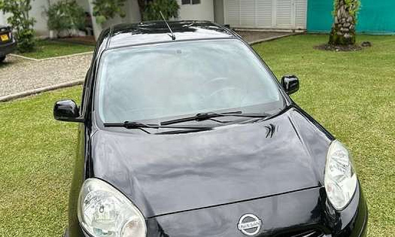 Nissan March 2013...