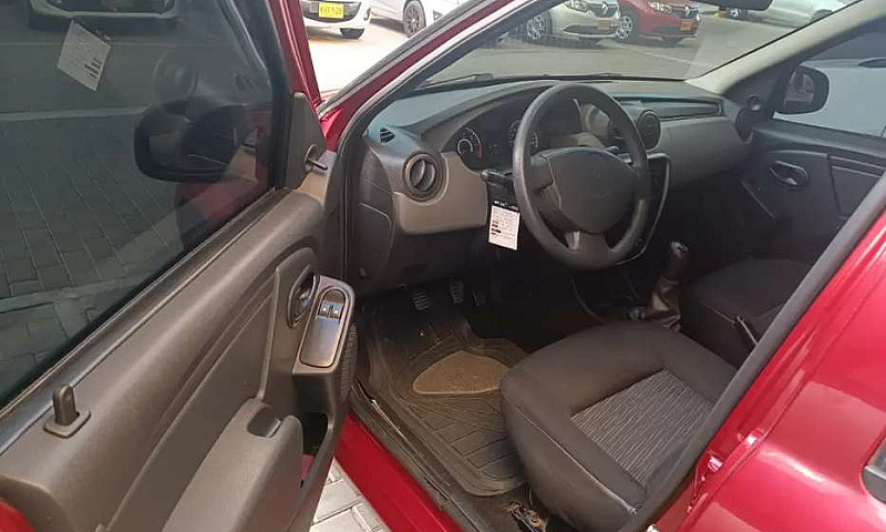 Vendo Renault Logan ...