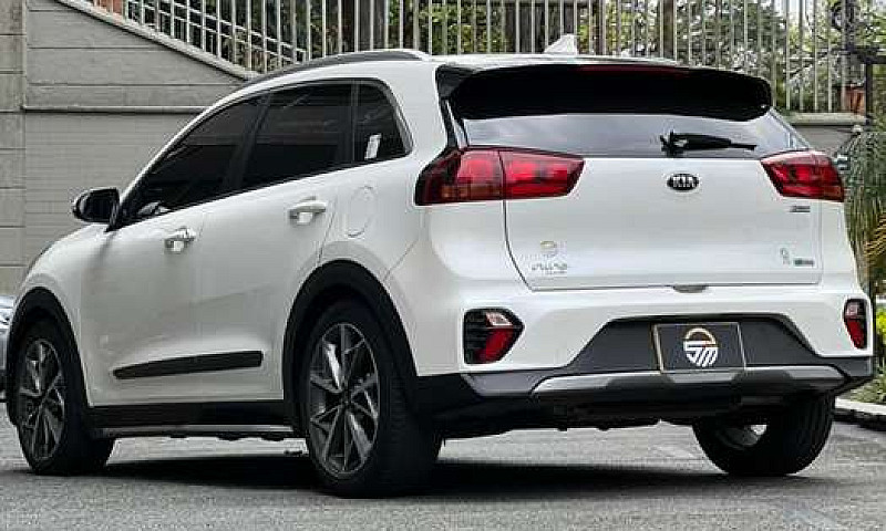 Kia Niro Zenith Hibr...