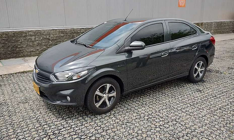 Vendo Automóvil Chev...