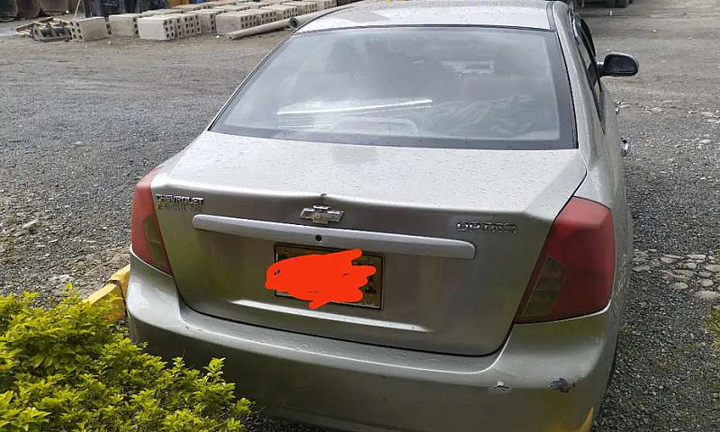 Vendo Chevrolet Optr...