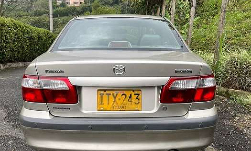 Mazda 626 Milenium...