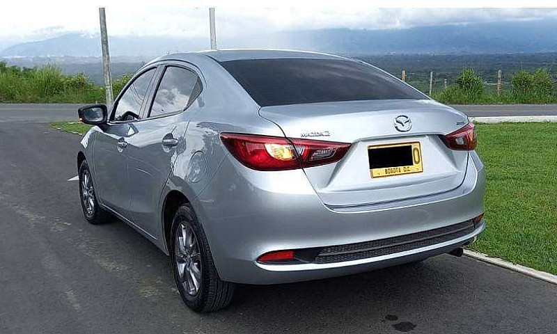 Mazda 2 Sedan Prime ...