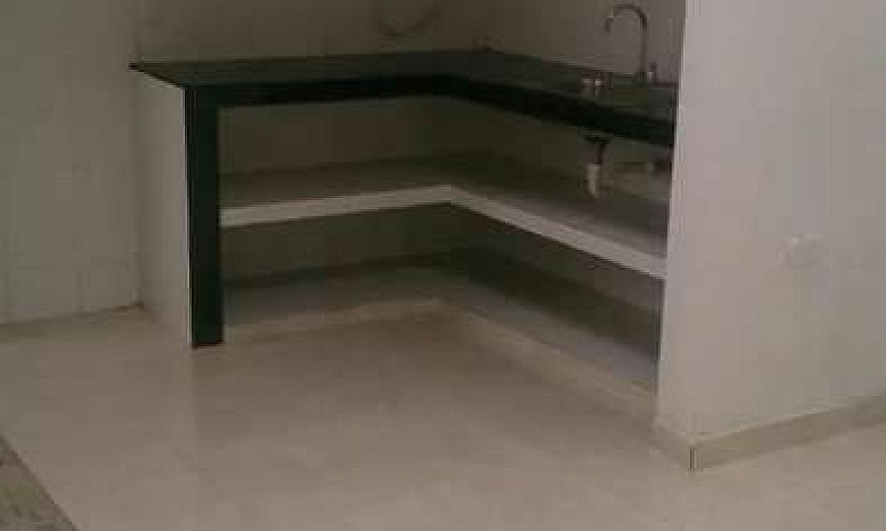 Casa Recién Remodela...