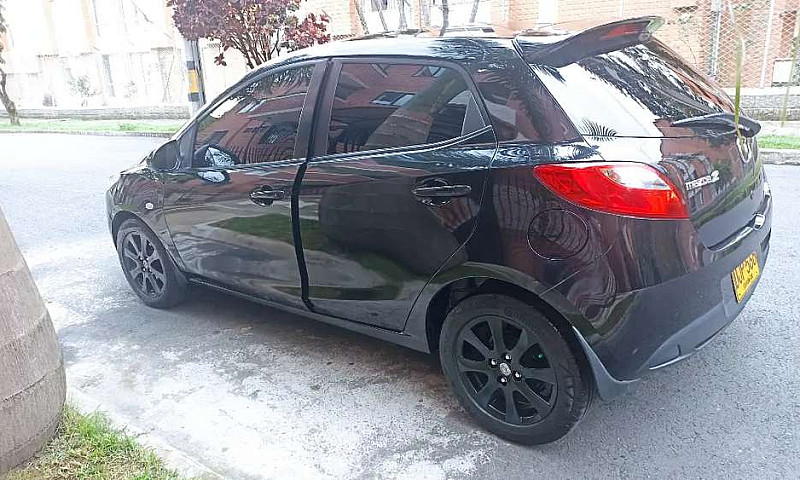 Vencambio Mazda 2 Mo...