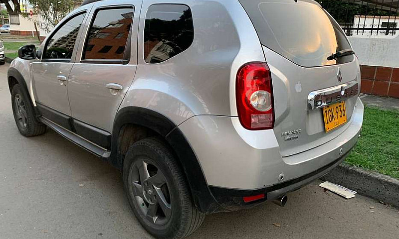 Vendo Renault Duster...