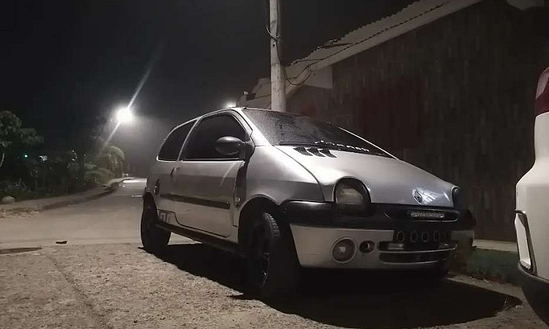 Vendo Renaul Twingo...