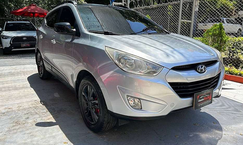 Hyundai Tucson Ix-35...