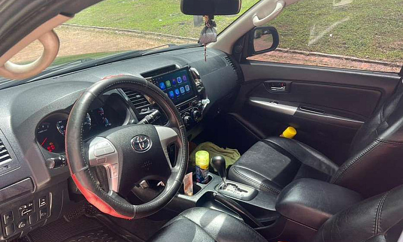 Toyota Fortuner Sr5 ...