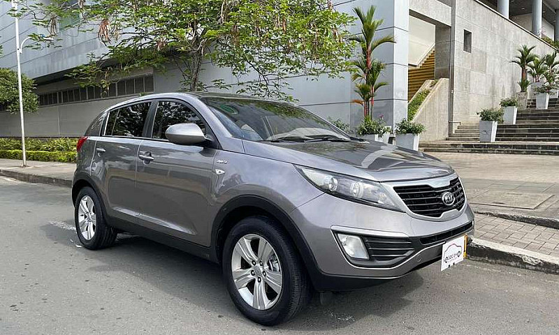 Kia Sportage Revolut...