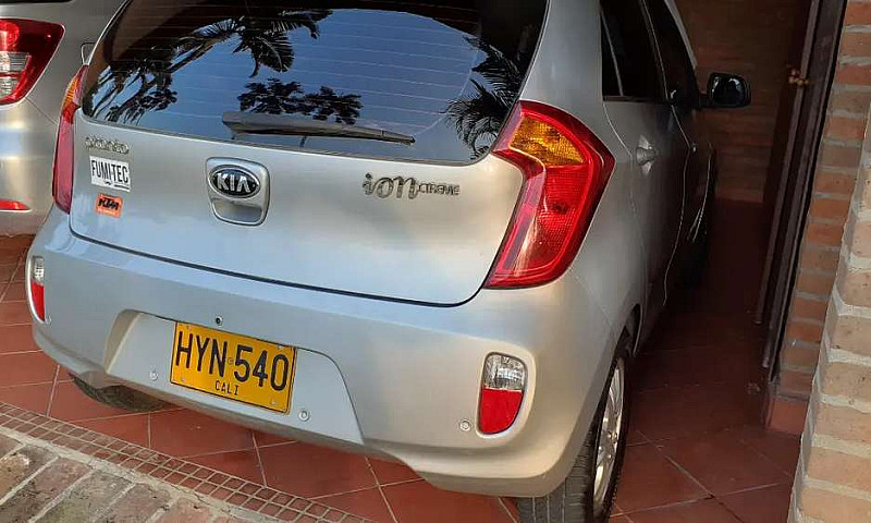 Vendo Kia Picanto Au...