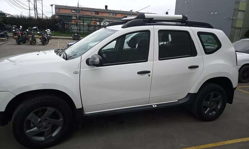 Vendo Renault Duster...