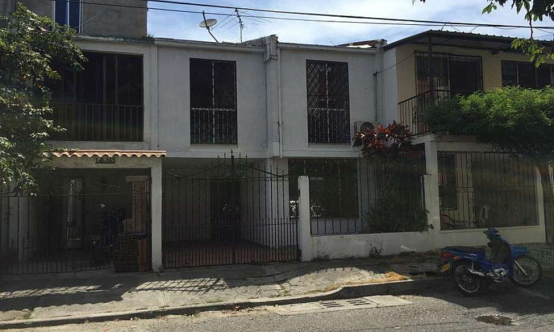 Casa En Alquiler Cal...