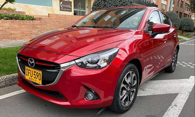 Mazda 2 Grand Tourin...